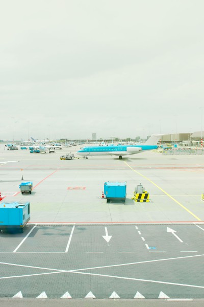 Airport; Schiphol; Amsterdam; aeroplane; platform