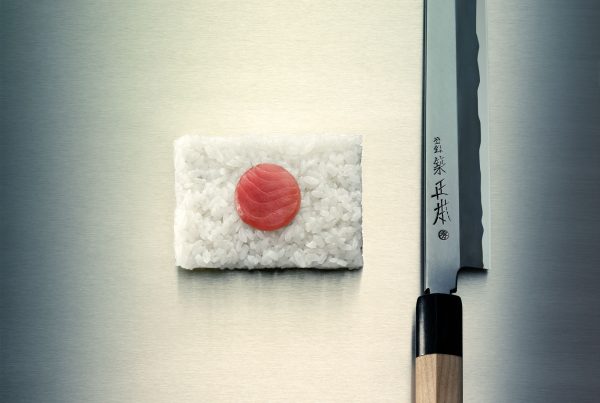 Sushi; Japan; tuna; knife; still life; rice; flag; Japanese flag; Room; clean; carpet; car; doors; stereo; Bose; sound; system; 3D; cgi; kamer; geluid; systeem; auto; deuren; Renault; megane